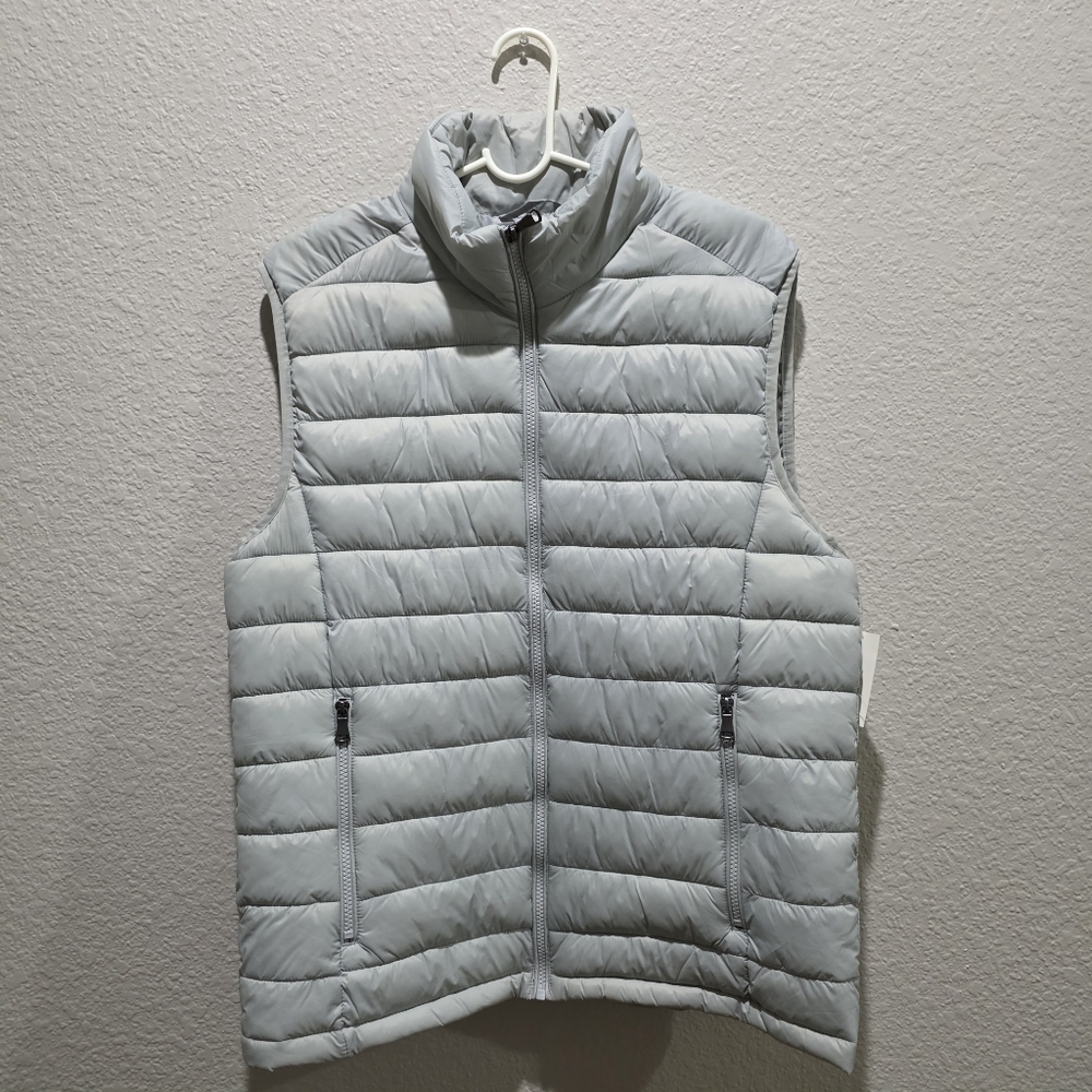 Van Huesen Mens Puffer Vest Silver Sz Medium New